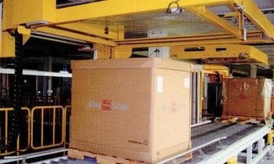 Top-sheet stretch wrapping equipment